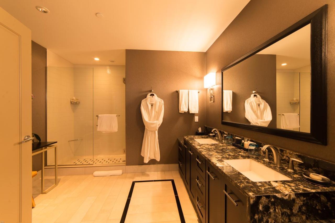 เดอะ เทนเนสเซียน โฮเต็ล Hotel น็อกซ์วิลล์ ภายนอก รูปภาพ